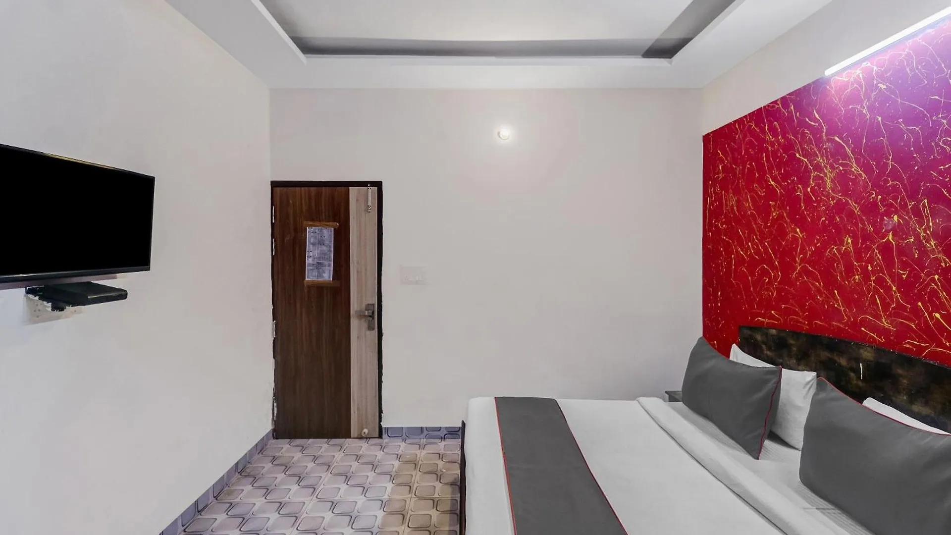 Hotel One Plus One Residency Delhi