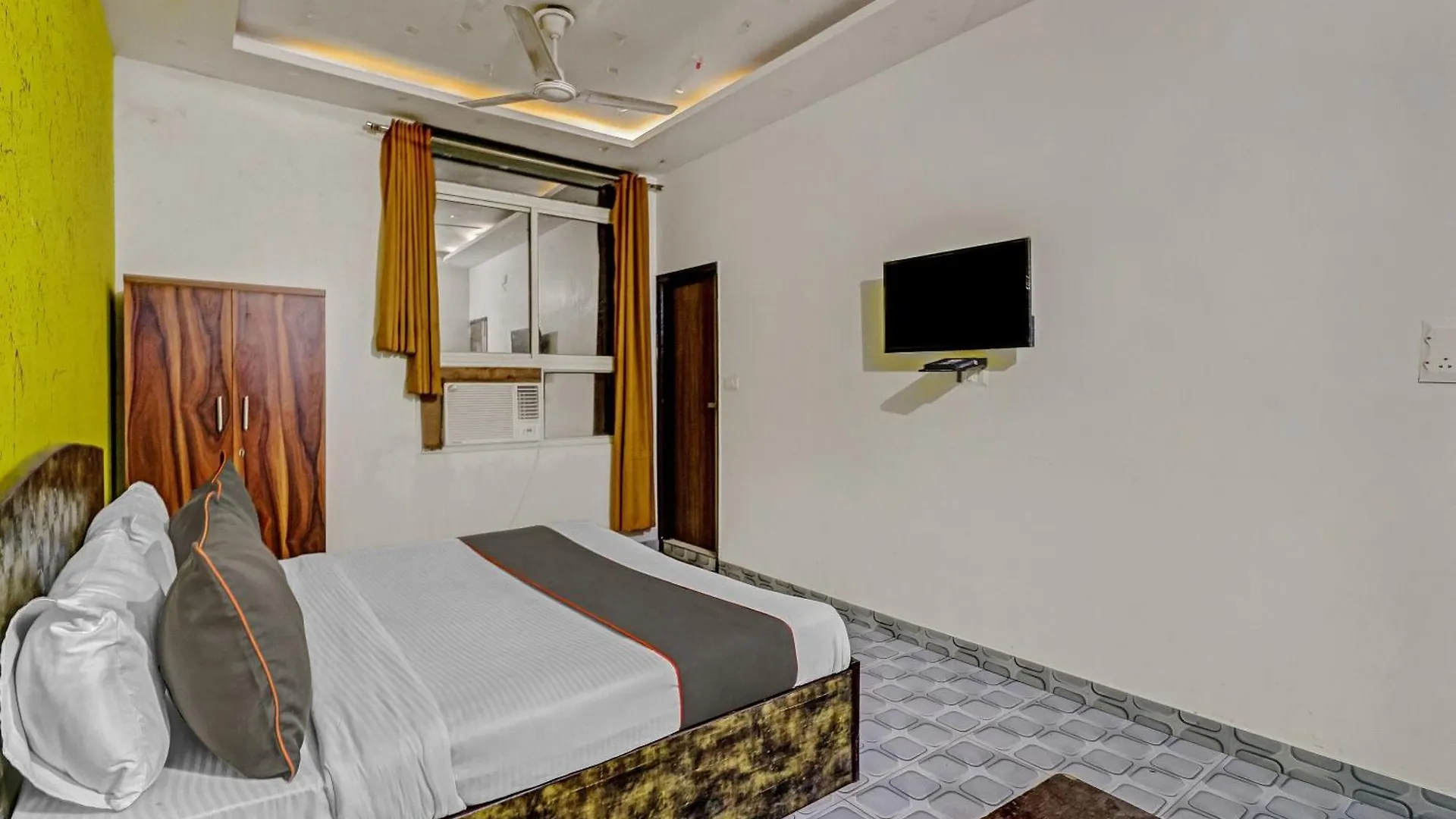 **** Hotel One Plus One Residency Delhi  India